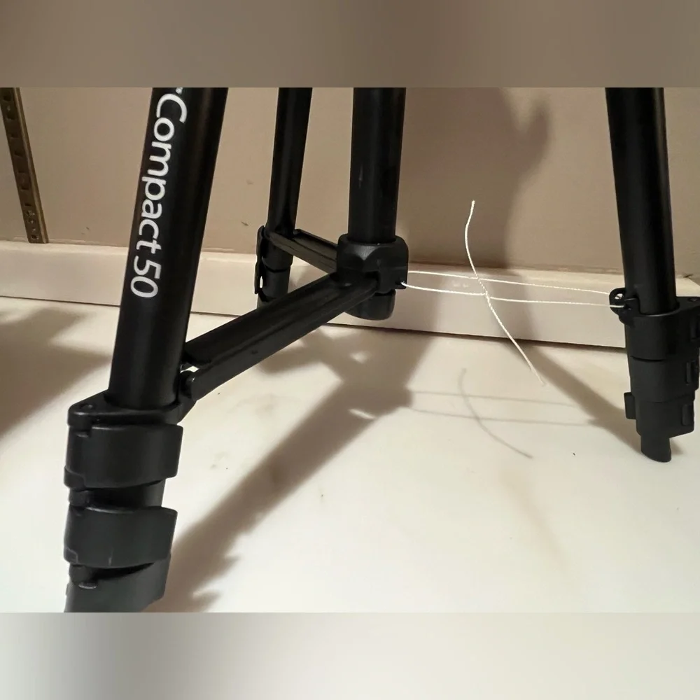 SUNPAK Compact 50 Aluminum Tripod—READ
